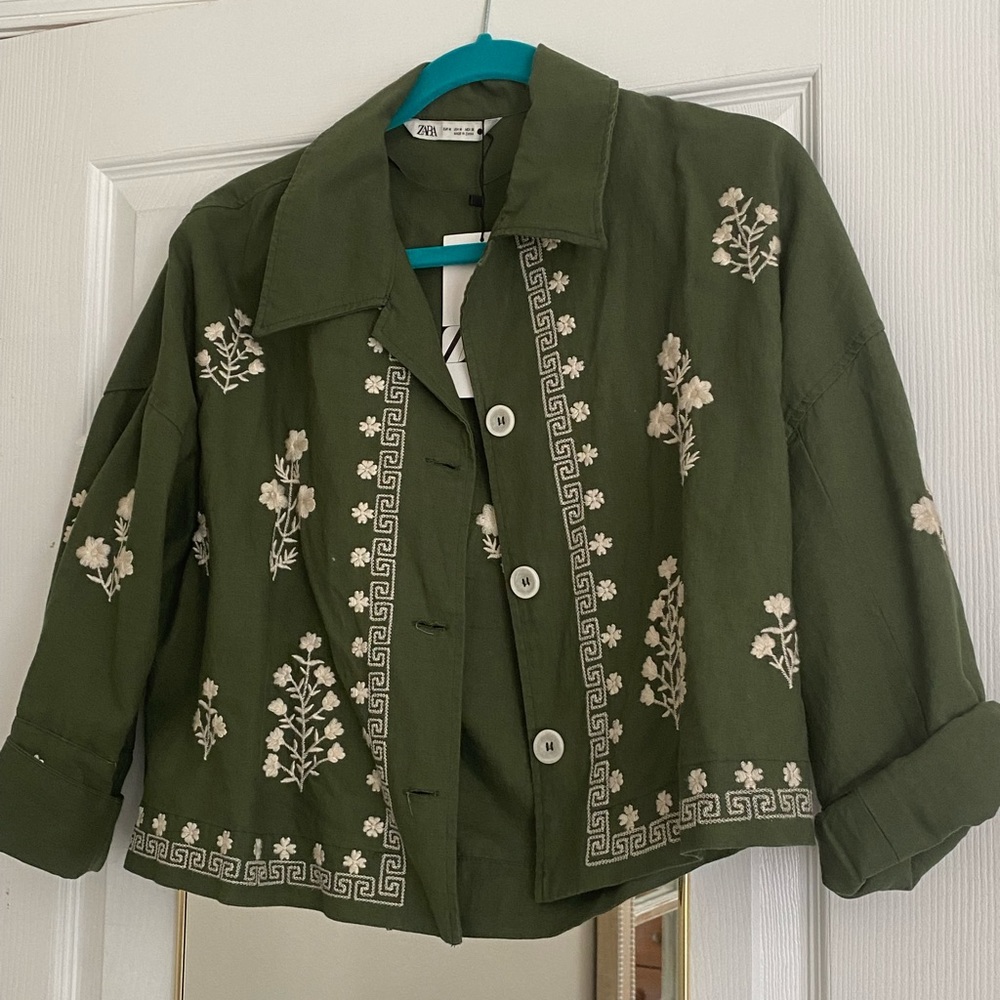 Zara green embroidered jacket sz M
